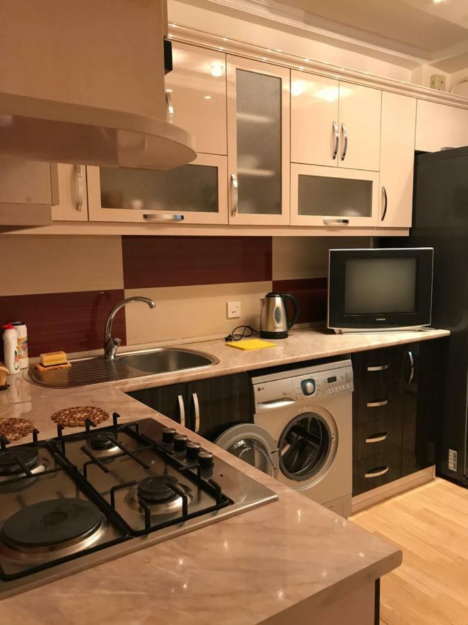 Ferienwohnung 33 Martiros Saryan Street Erivan Exterior foto