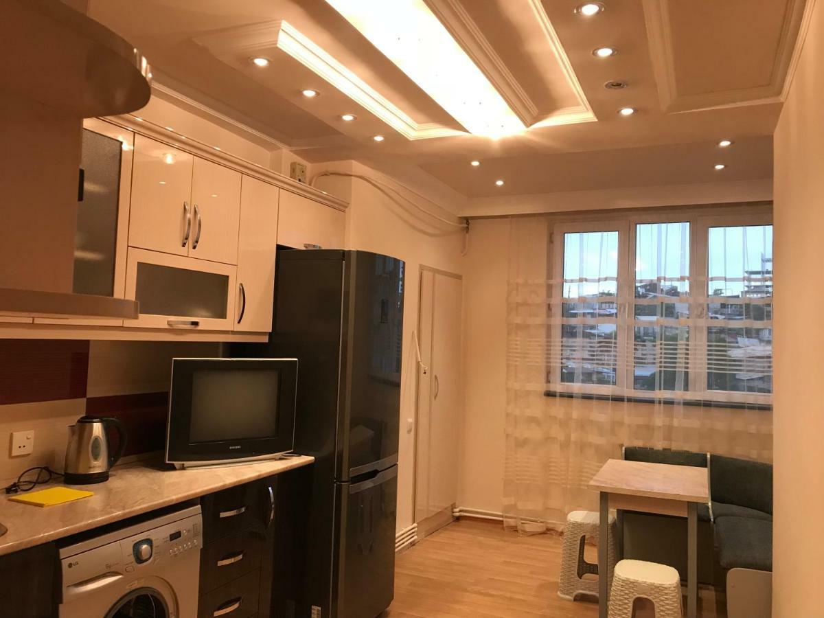 Ferienwohnung 33 Martiros Saryan Street Erivan Exterior foto